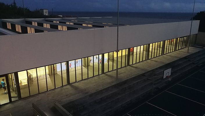 Escola EB 2/3 da Calheta